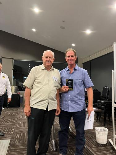 Rodney-Pescued-representing-Greg-and-Skye-Bond-presenting-the-Club-UDR-Driver-of-the-Year-award-to-Brad-Stampalia-for-2024